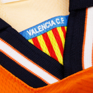 1999-00_Valencia_CF_Away_Shirt_4_660b4cf8-925b-4b31-8255-ac736a34a81e.png